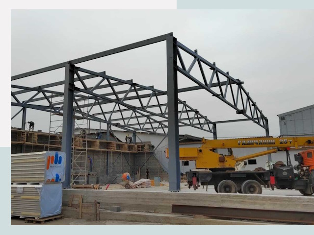 Строительство цехов в Абакане