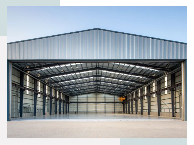 Большие ангары в Абакане