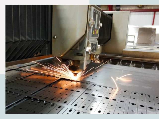 Лазерная резка металла в Абакане от 613 руб.